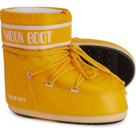 MOON BOOTS Made in Europe Icon Low Nylon Boots (For Women) in Yellow