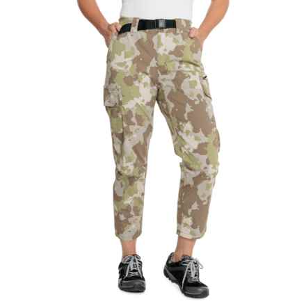 Mountain Hardwear Cascade Pass Pants in Wild Oyster Pines Camo