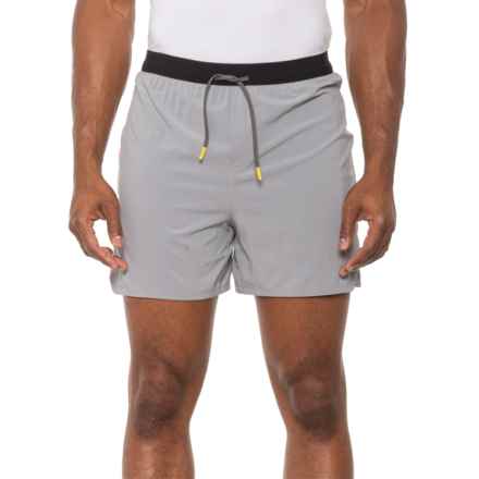 Nathan Sports Front Runner 2.0 Shorts - Built-In Liner in Monument Grey