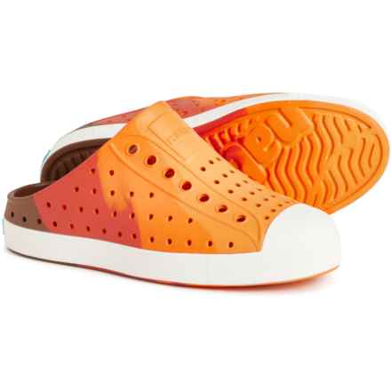 NATIVE Toddler and Little Boys and Girls Jefferson Clogs - Slip-Ons in Snstrstdmarble/Shlwht