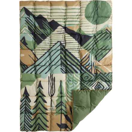 NorEast Outdoors Performance Blanket - 50x70” in Green Multi