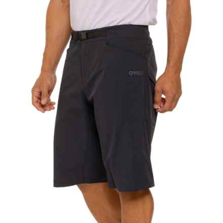 Oakley Drop In Mountain Bike Shorts and Liner Chamois Shorts in Blackout