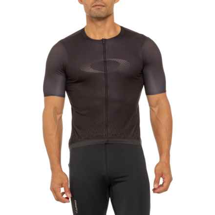Oakley Endurance Packable Cycling Jersey - Short Sleeve in Blackout