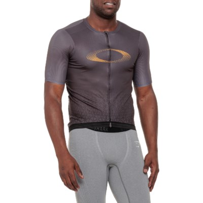 oakley-endurance-packable-