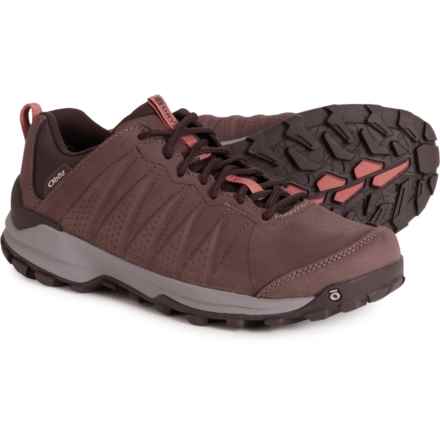 Oboz Footwear Sypes Low Hiking Shoes - Waterproof, Nubuck (For Women) in Peppercorn