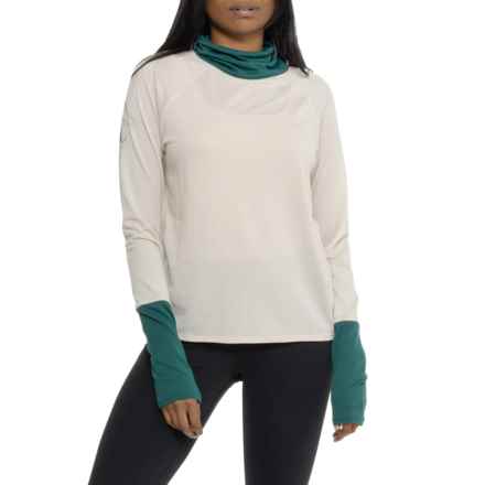 Oiselle Flyout Mock Neck Shirt - Long Sleeve in Ivory/White