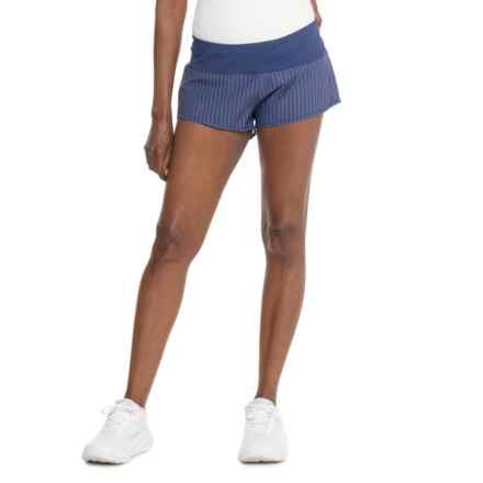 Oiselle Mac Roga Shorts - Built-In Brief in Grounded Pinstripe
