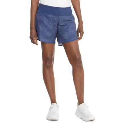 Oiselle Roga Shorts in Grounded Pinstripe