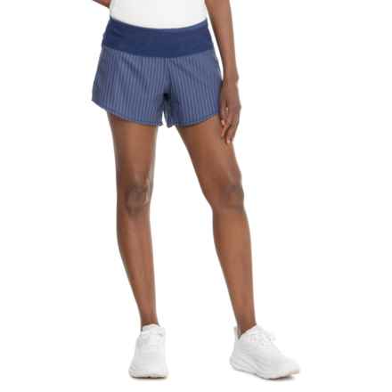 Oiselle Toolbelt Roga Shorts - Built-In Brief in Grounded Pinstripe