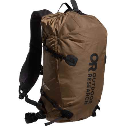 Outdoor Research Helium Adrenaline 20 L Backpack - Coyote in Coyote