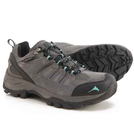 pacific mountain boulder low hiking shoes review