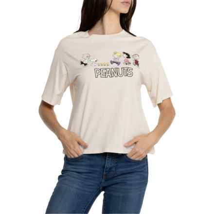 Peanuts Gang Graphic T-Shirt - Short Sleeve in Perfectly Pale