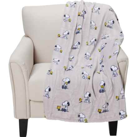 Peanuts Snoopy and Woodstock Friends Fleece Throw Blanket - 60x70” in Grey