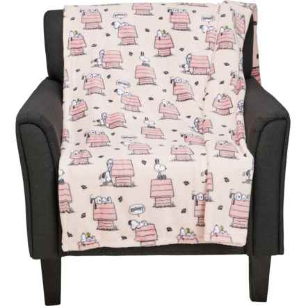Peanuts Snoopy Dog House Poses and Paws Fleece Throw Blanket - 60x70” in Blush