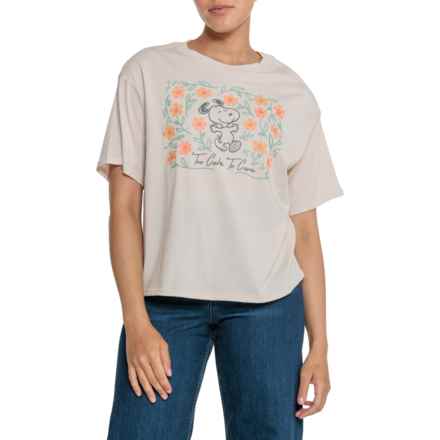 Peanuts Too Cute to Care Graphic T-Shirt - Short Sleeve in Perfectly Pale