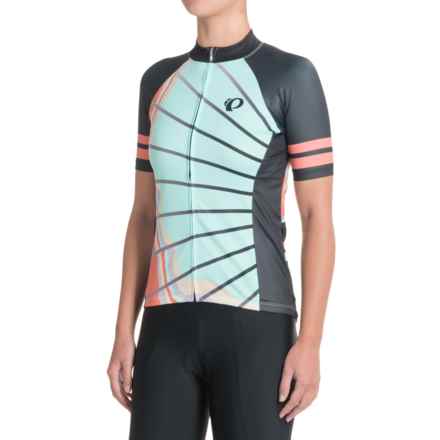 https://i.stpost.com/pearl-izumi-elite-pursuit-ltd-cycling-jersey-full-zip-short-sleeve-for-women-in-la-roue~p~154nx_12~440~40.2.jpg