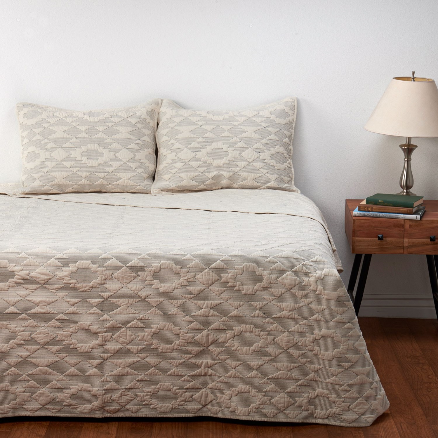 Pendleton FullQueen Yuma Star Quilted Coverlet Set Blue Save 52