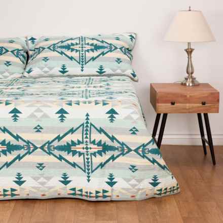 Pendleton King Trapper Peak Pieced Coverlet Set - Multi in Multi