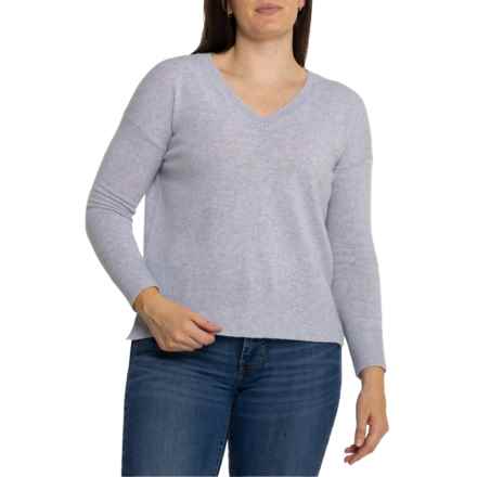 Peter Millar Artisan Crafted V-Neck Sweater - Cashmere in Light Grey