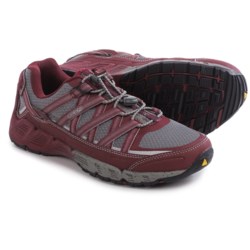 Keen Versatrail Low Hiking Shoes (For Women)