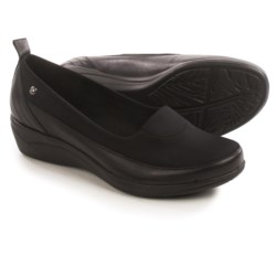 Hush Puppies Valoia Oleena Shoes - Leather, Slip-Ons (For Women)