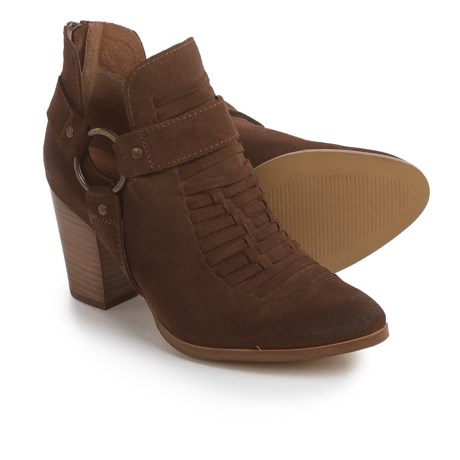 Ariat Unbridled Jaelle Tumbled Booties - Suede (For Women)