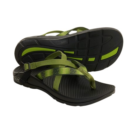 Fancy flip flops without backstrap - Review of Chaco Hipthong EcoTread Sandals - Recycled 