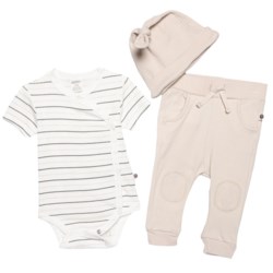 BLUEBERRY ORGANICS Infant Boys Cotton Baby Bodysuit, Pants and Hat Set - Short Sleeve