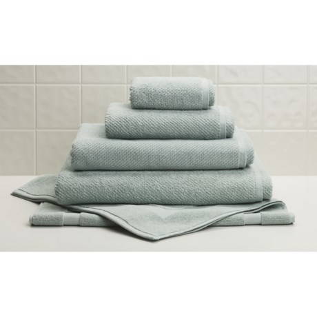 Coyuchi Air Weight Guest Towel - Organic Cotton