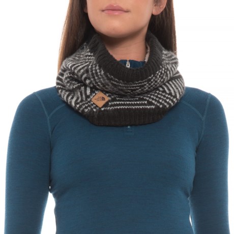 The North Face Chunky Infinity Scarf (For Women)