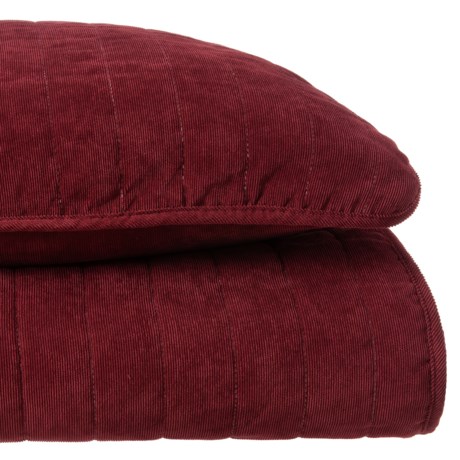 Max Studio Holiday Holiday Ruby Red Quilt Set - Twin
