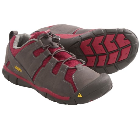 Keen Medomak CNX Shoes (For Youth Boys and Girls)