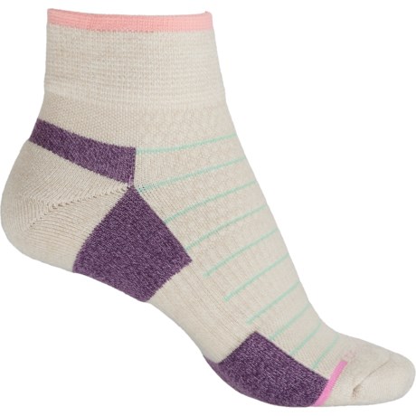 DR MOTION Outdoor Compression Simple Stripe Socks - Quarter Crew (For Women)