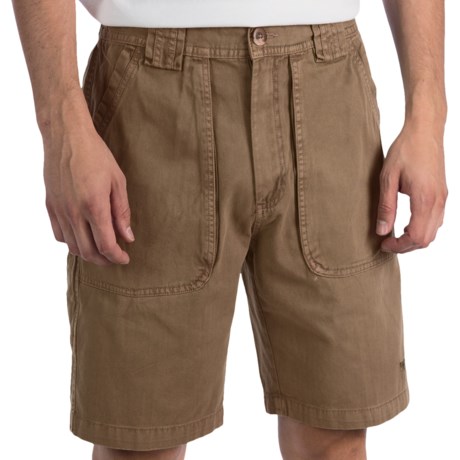 White Sierra Chugger Shorts (For Men)