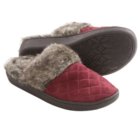 Comfy by Daniel Green Chelsee Slippers (For Women)