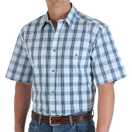 Wrangler Rugged Wear Wrinkle-Resistant Plaid Shirt - Short Sleeve (For Men)
