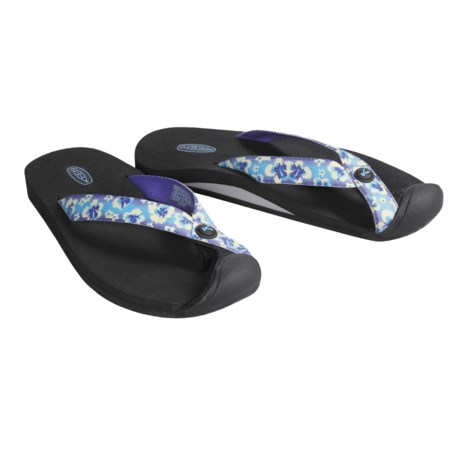 keen flip flops with toe cover