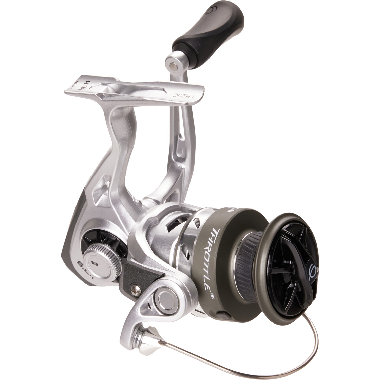 Quantum Throttle Size 25 Spinning Reel - Save 53%