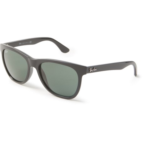 are ray bans made in italy