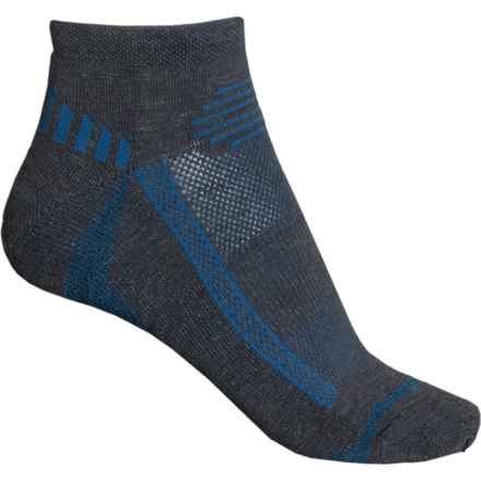 Royal Robbins Bug Barrier Insect Shield® Socks - Quarter Crew (For Women) in Asphalt