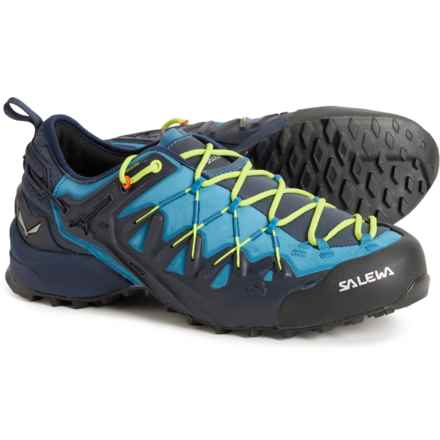 Salewa Wildfire Edge Approach Shoes (For Men) in Premium Navy/Fluo Yellow