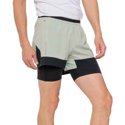 Salomon Cross 2-in-1 Shorts - Built-In Liner in Desert Sage