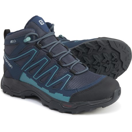 navy blue hiking boots