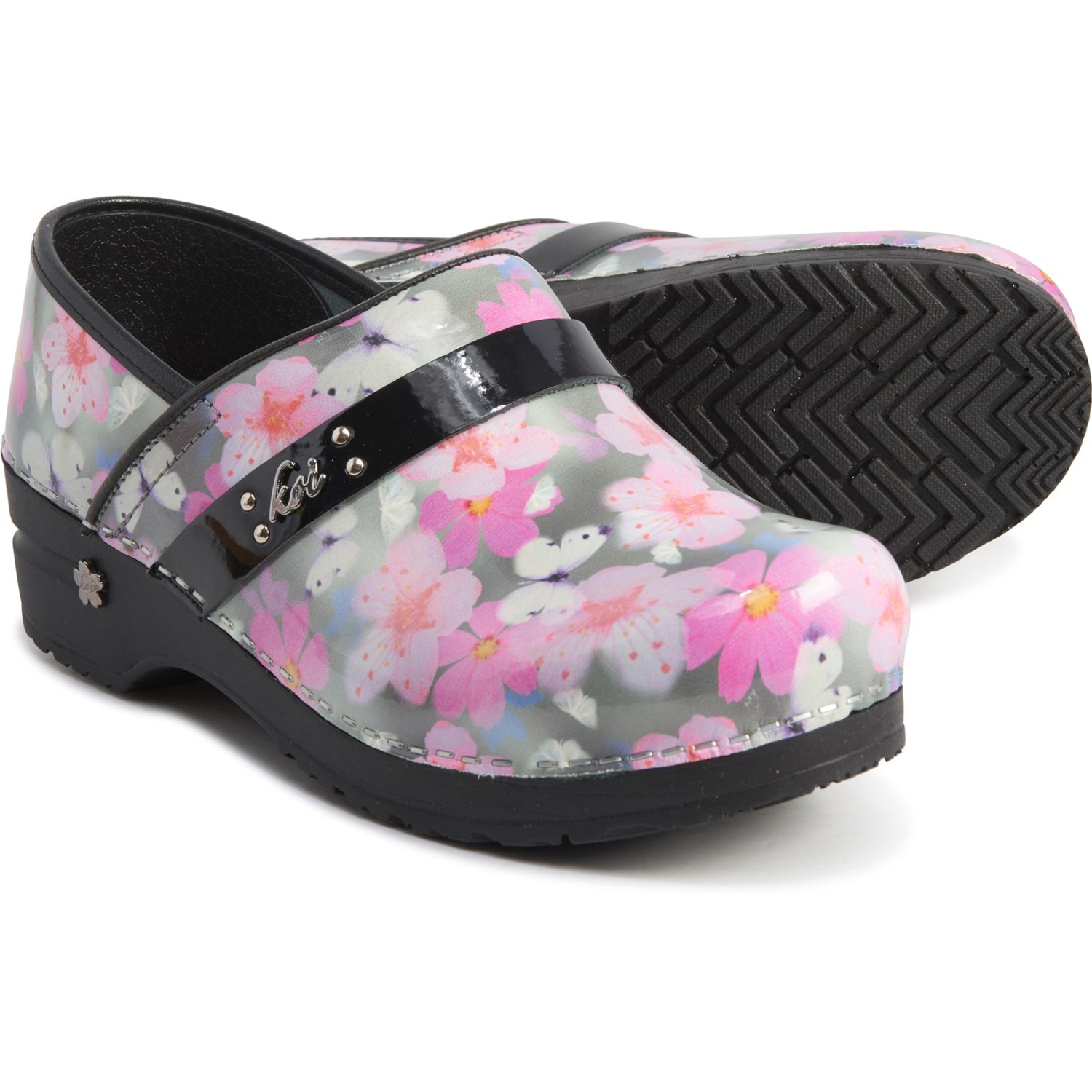 sanita nursing shoes