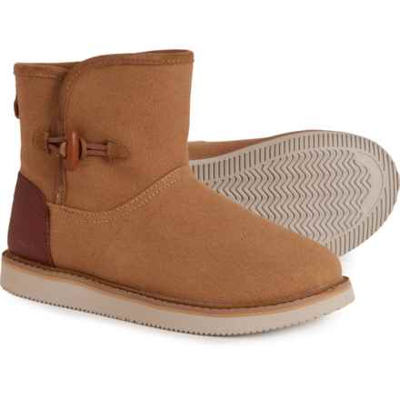 Sanuk Cozy Vibe Surf Check SL Boots (For Women) in Tan