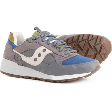 Saucony Fashion Running Shoes (For Men and Women) in Grey/Green