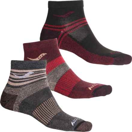 Saucony Inferno Socks - 3-Pack, Quarter Crew (For Men) in 645 Fash Red