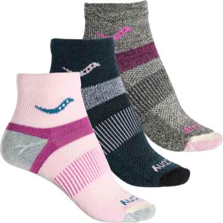Saucony Inferno Wool Trail Socks - 3-Pack, Merino Wool, Quarter Crew (For Women) in Pink Asst