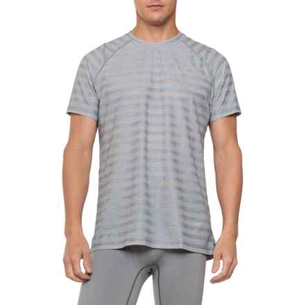 SAXX DropTemp® Cool Mesh T-Shirt - Short Sleeve in Mid Grey Heather