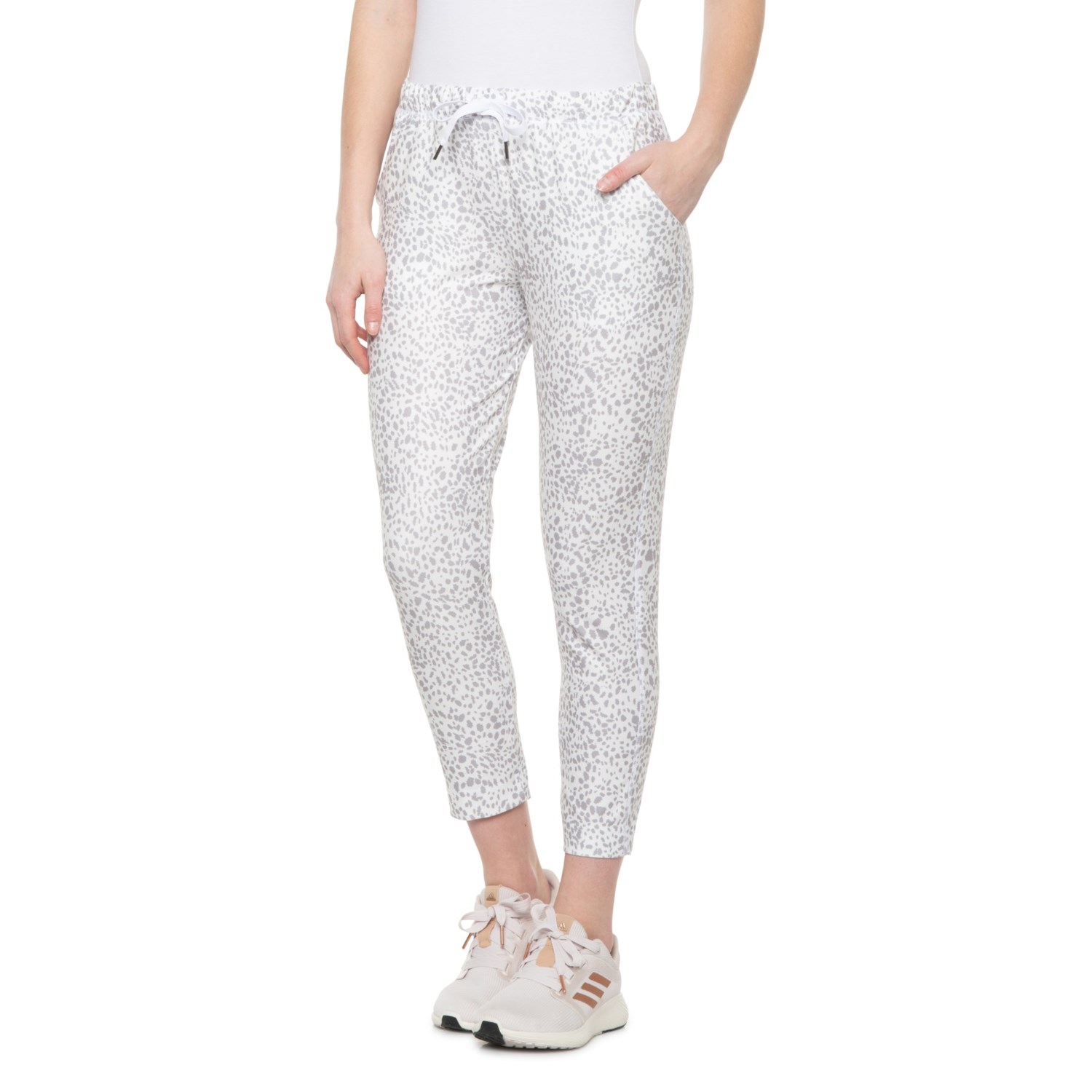 grey cropped joggers womens